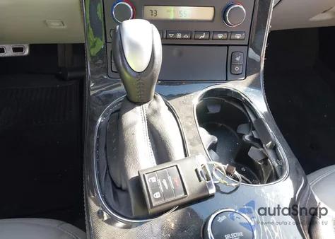 2011 Chevrolet Corvette из США, поврежденный, VIN 1G1YG3DW1B5102372